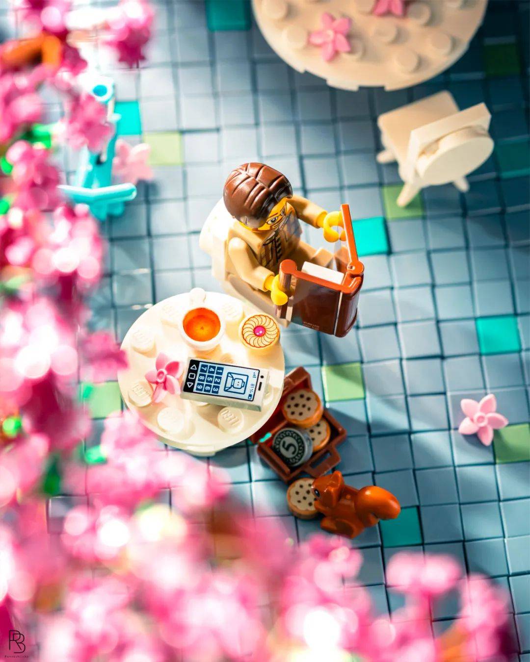 他的作品能让你感觉乐高世界是存在的·rennerbrick丨mocer访谈录