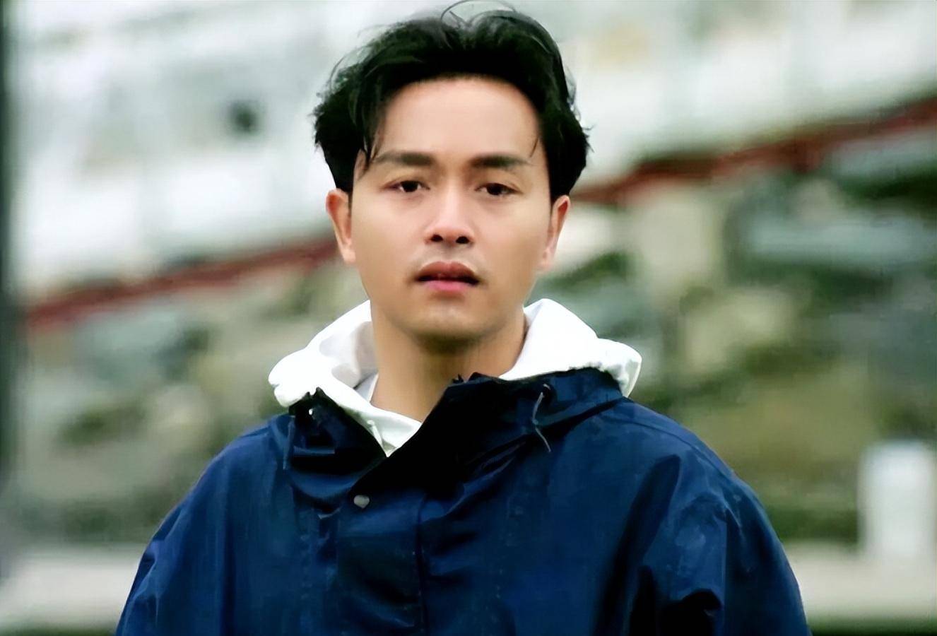 纵有至爱唐鹤德相伴,张国荣为何还要自杀?