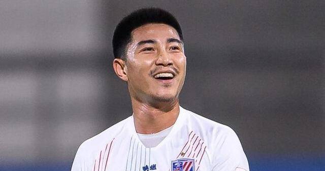 彭欣力和吴曦综合能力都在孙世林之上,所以孙世林只能暂时在板凳席上