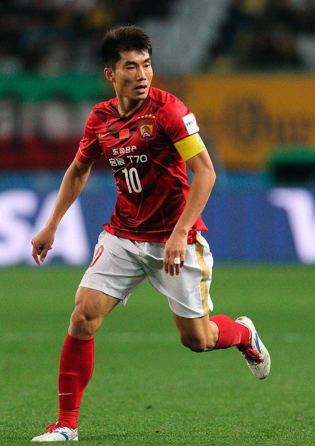 郑智蒋光太坚守广州队,离队之人被除名莫怪球迷嘴上不留情_赛季_留队