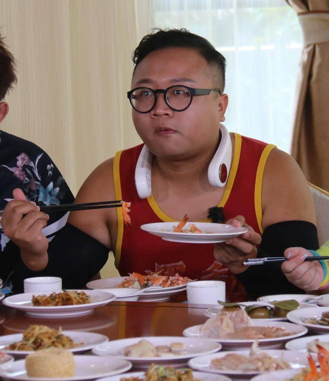 宁可胖不可饿的包丁西门口哥哥,竟口出狂言要坚持健身_节目_什么_龙湾