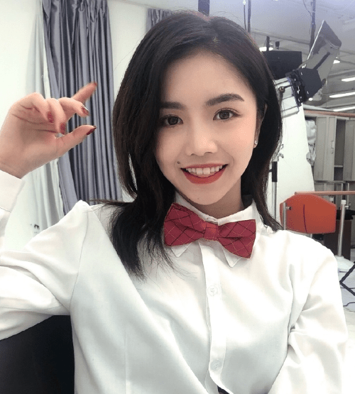 安崎"媒婆痣"太辣眼?粉丝p图后霸气回应,效果堪比整容!