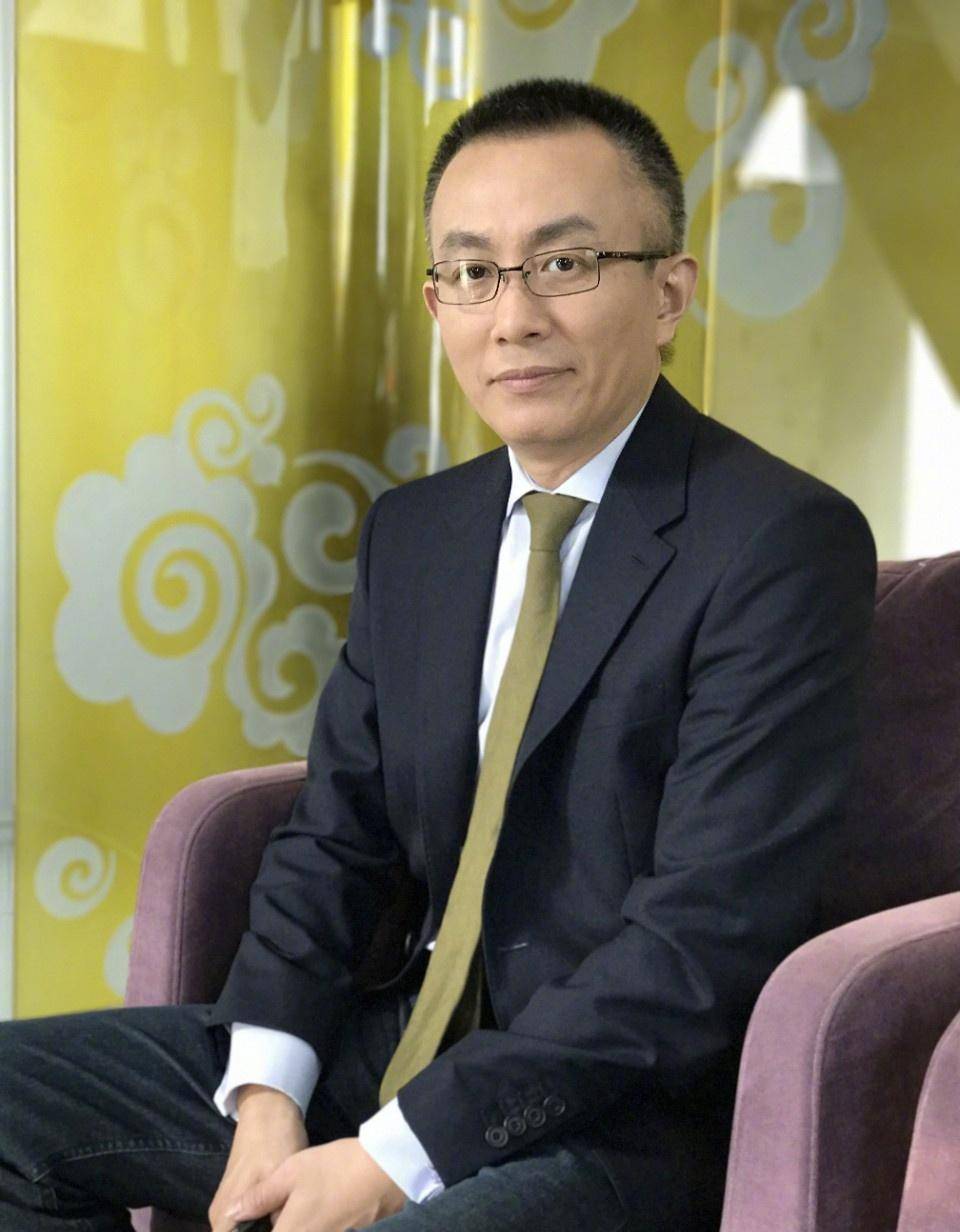 杨禹,最牛评论员,他是如何从一个普通主持人,成为电视国脸的