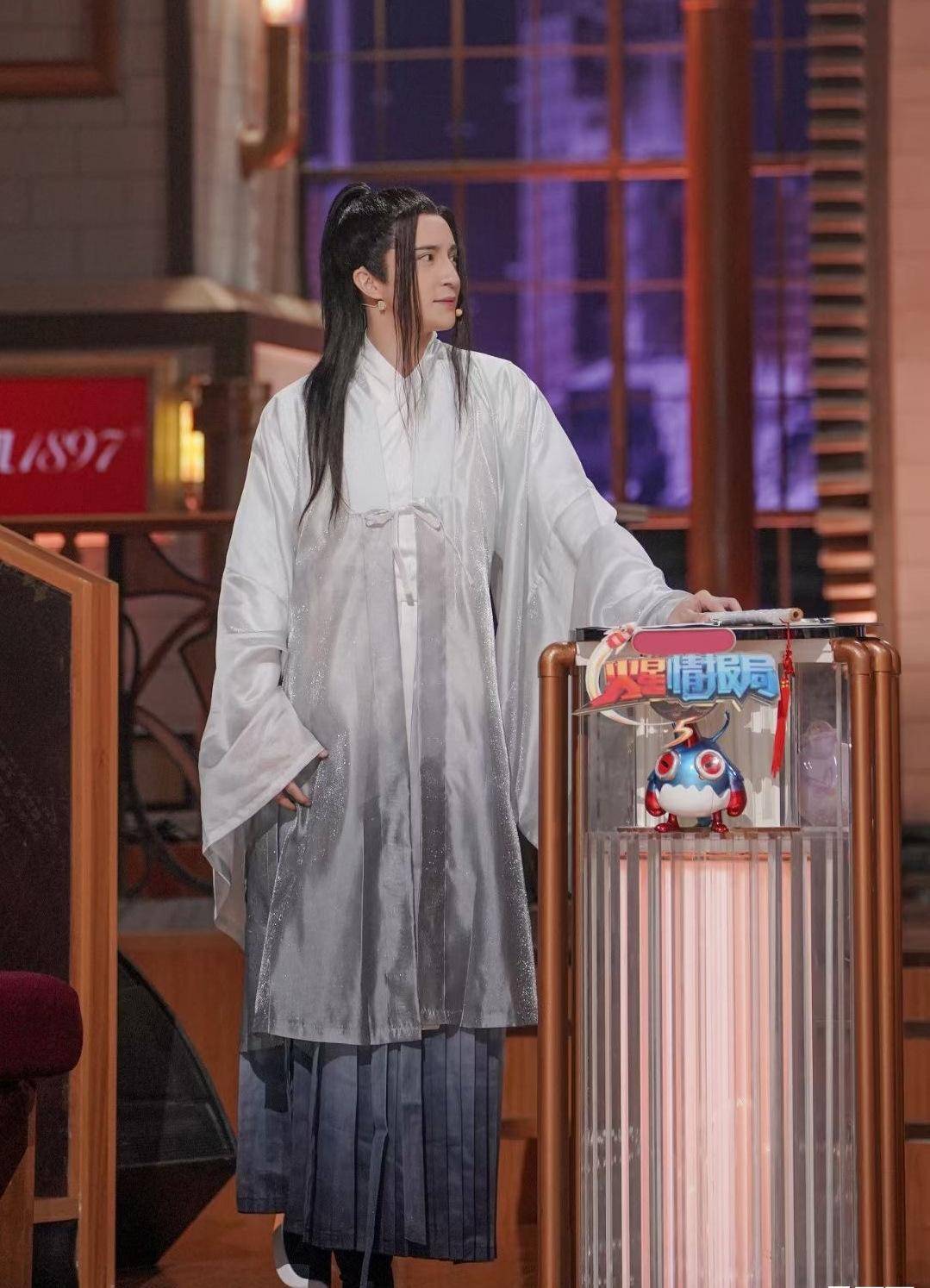 当火星情报局的特工穿上汉服,gai可爱,杨芸晴娇俏,薛之谦太帅