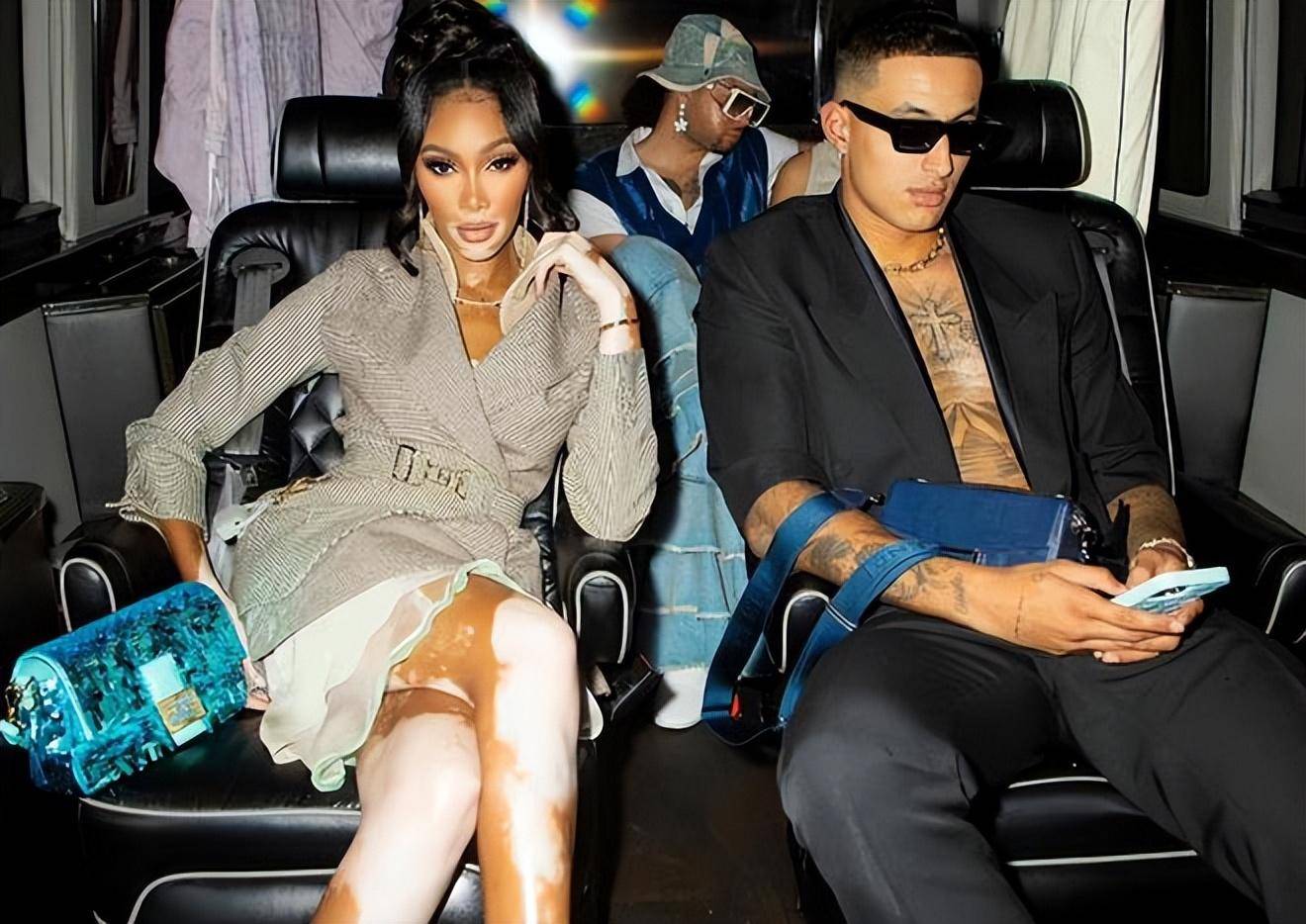 库兹马女友看nba比赛,美腿全是白点,赛后发吻秀恩爱_winnie_维尼_交易