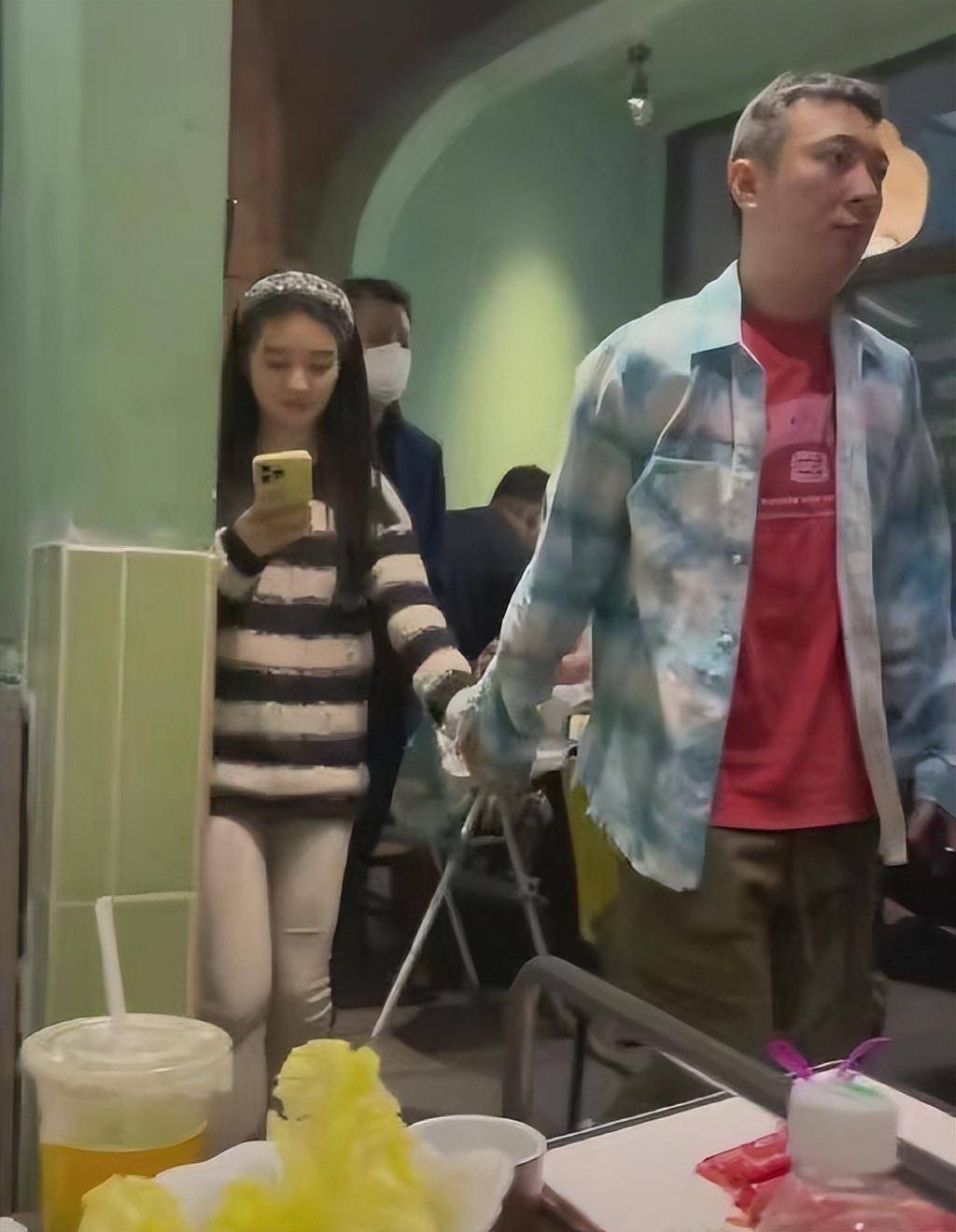 女方貌美听话,吃平价餐馆接地气_女人_生活_网友