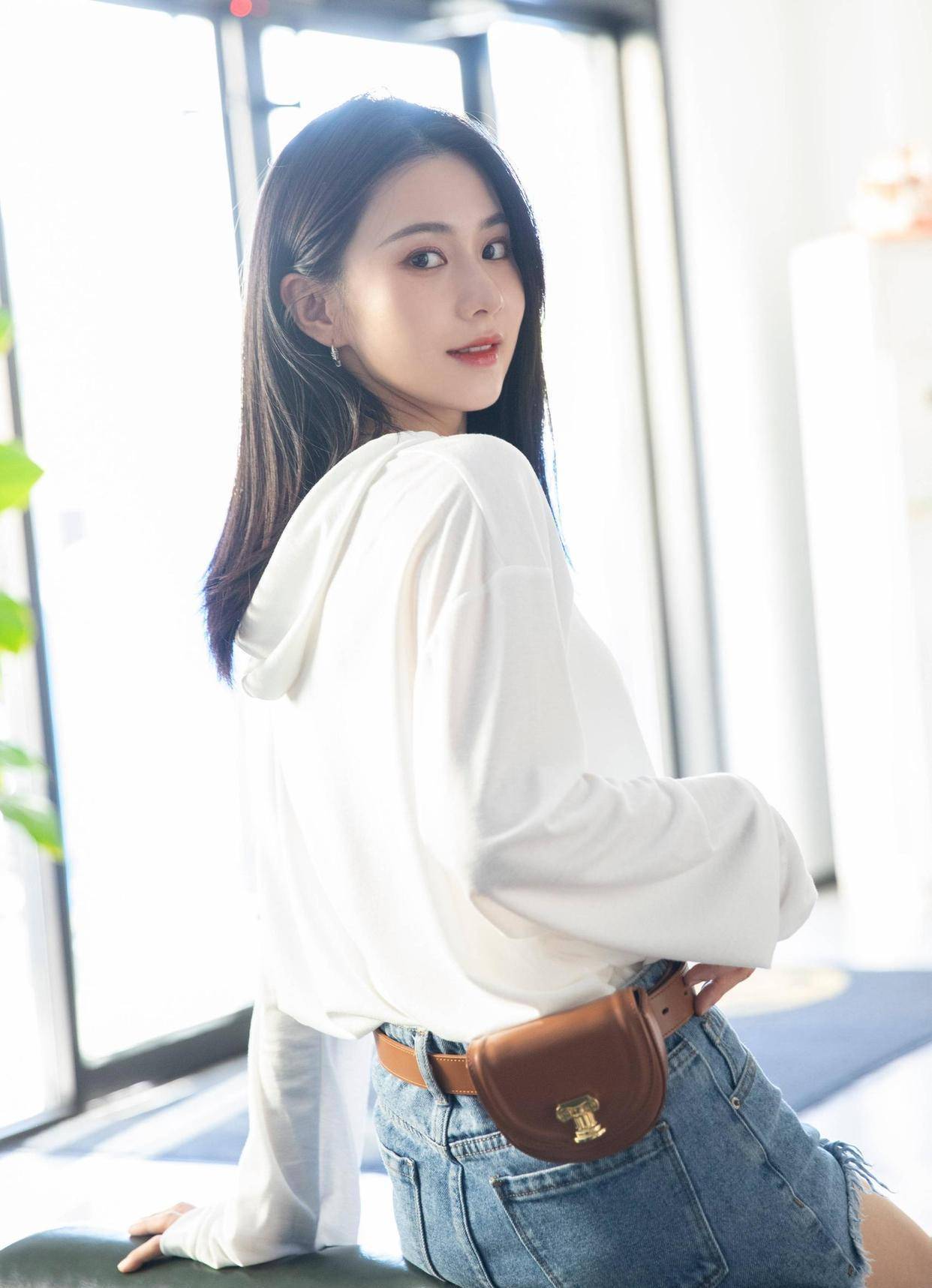 又美又有气质的关芯