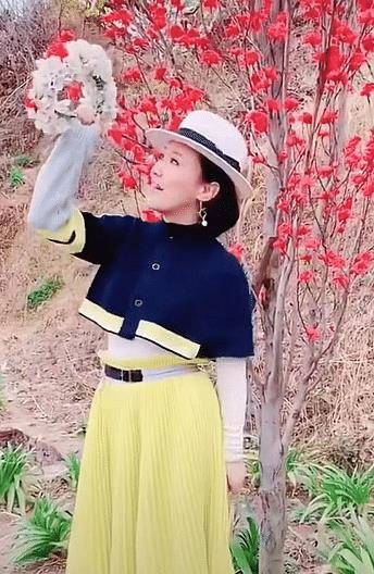 比如《又见茉莉花》,《春暖花开》,《嫁人就嫁灰太狼》这些歌曲曾经都