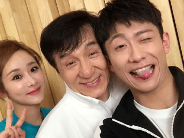 杨紫张一山终于不再低调,男方为女方高调庆生,看清文案:在一起_生日