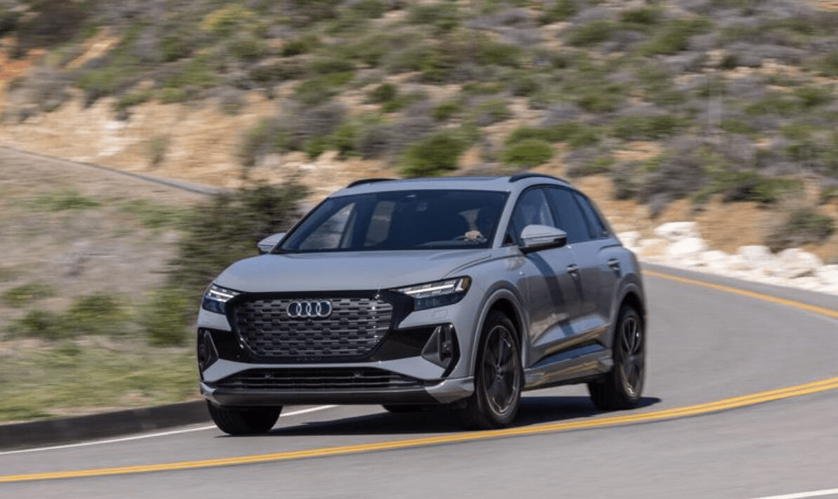 产品力不低但需要更多优惠,2022款奥迪q4 e-tron实拍图发布_搜狐汽车