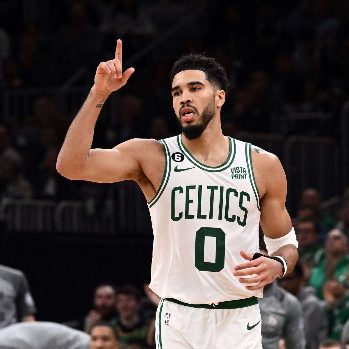 杰森-塔图姆成为mvp有力竞争者!_决赛_赛季_助攻