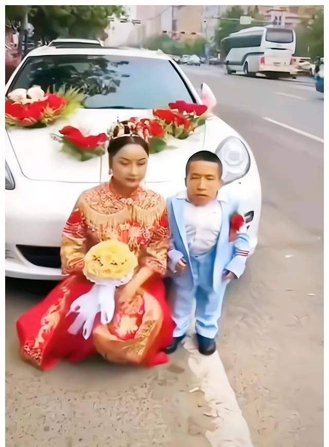北京,袖珍男娶了漂亮媳妇,新娘:我嫁给了爱情_新郎_身高_网友