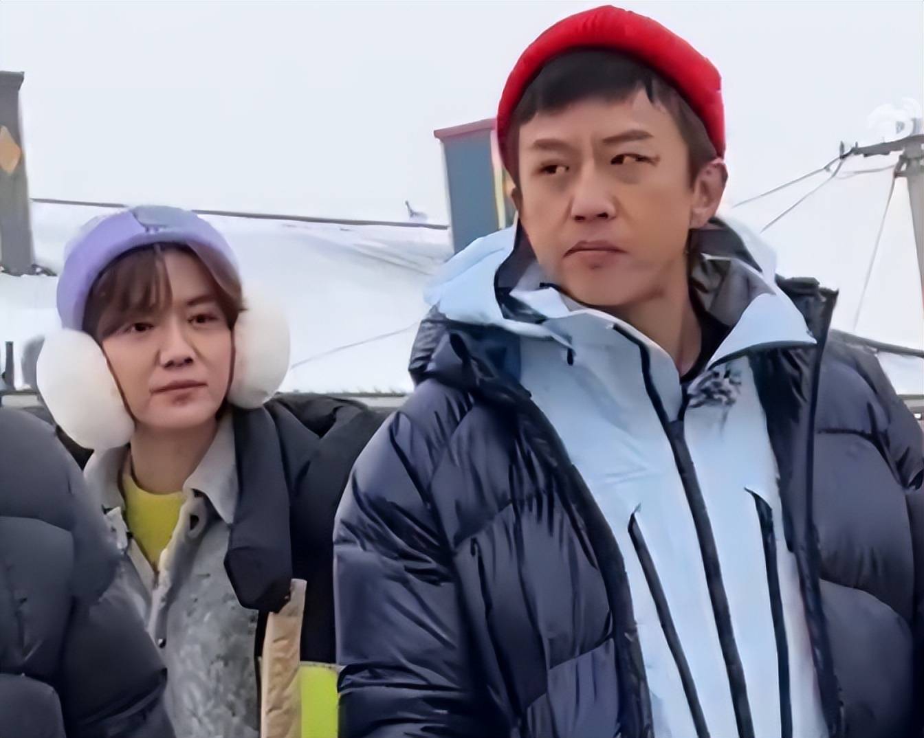 嘴角纹明显脸发福,与精修图差别大_美颜_关晓彤_皮肤