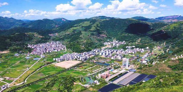 第十一站,我们走进浙江温州乐清大荆镇下山头村.