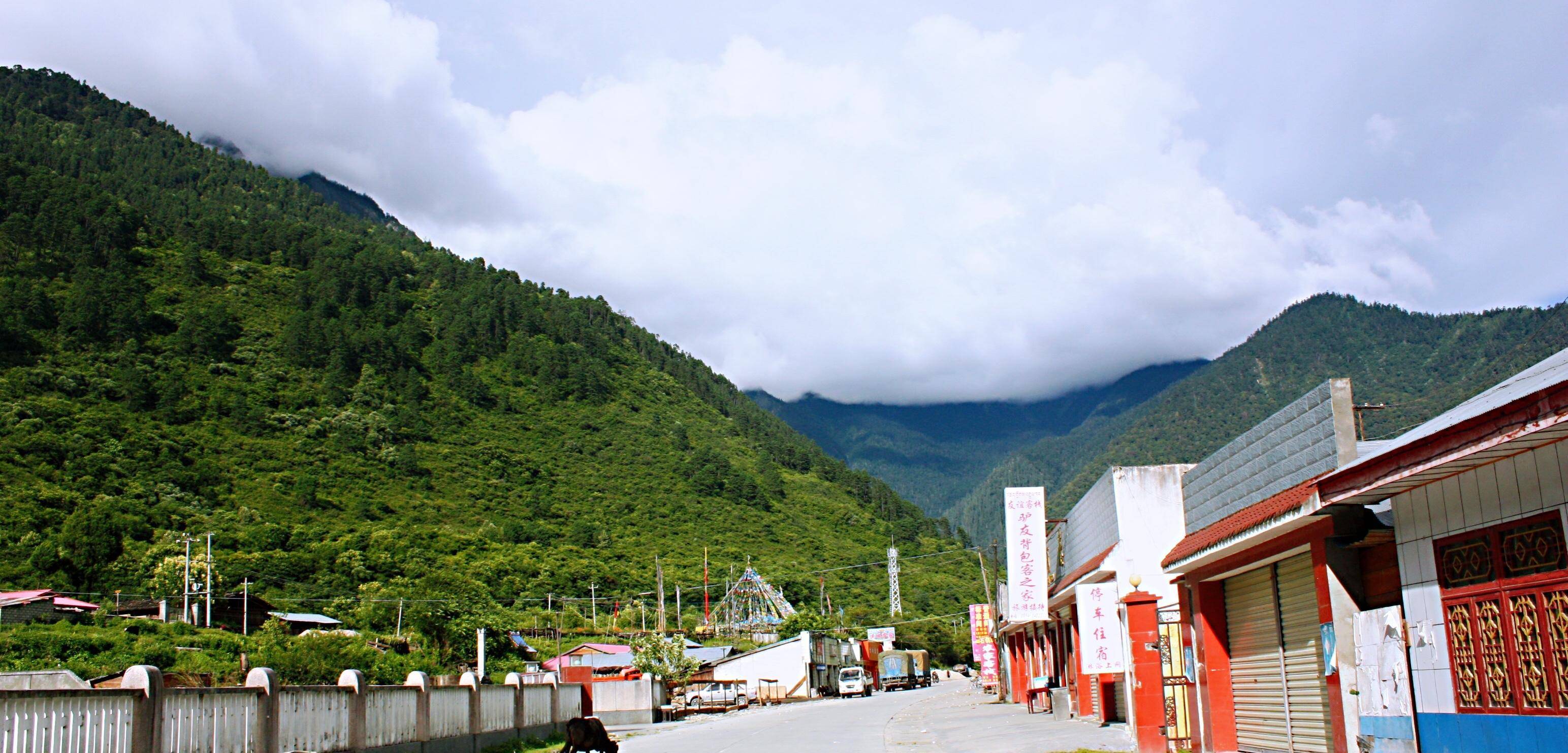 秀美然乌湖,氧吧波密,摩友带你参观通麦镇最具气质的江景卫生间_房间