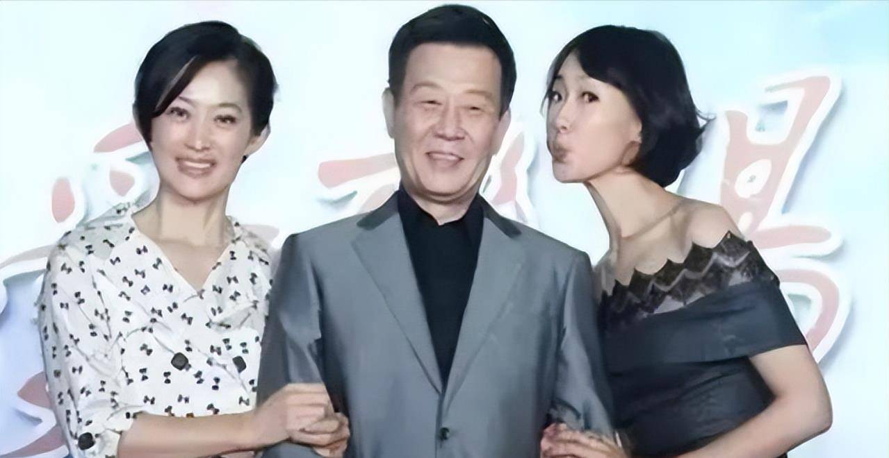 可是港澳台地区在八十年代以前还是可以一夫多妻的,比如我们熟悉的
