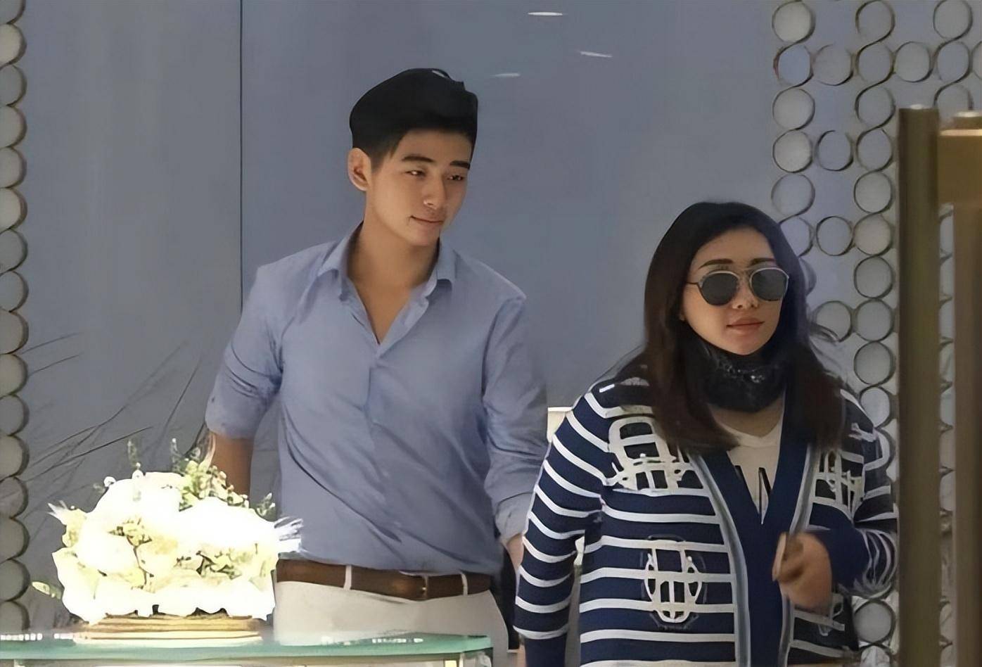 "东北小伙"辛奇隆:何鸿燊陪嫁14亿高调嫁女,何猷君