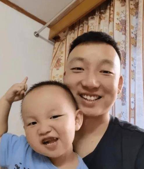 痛哭称自己在还九江房贷,还款单据名字却是他_熊雷_房子_截图