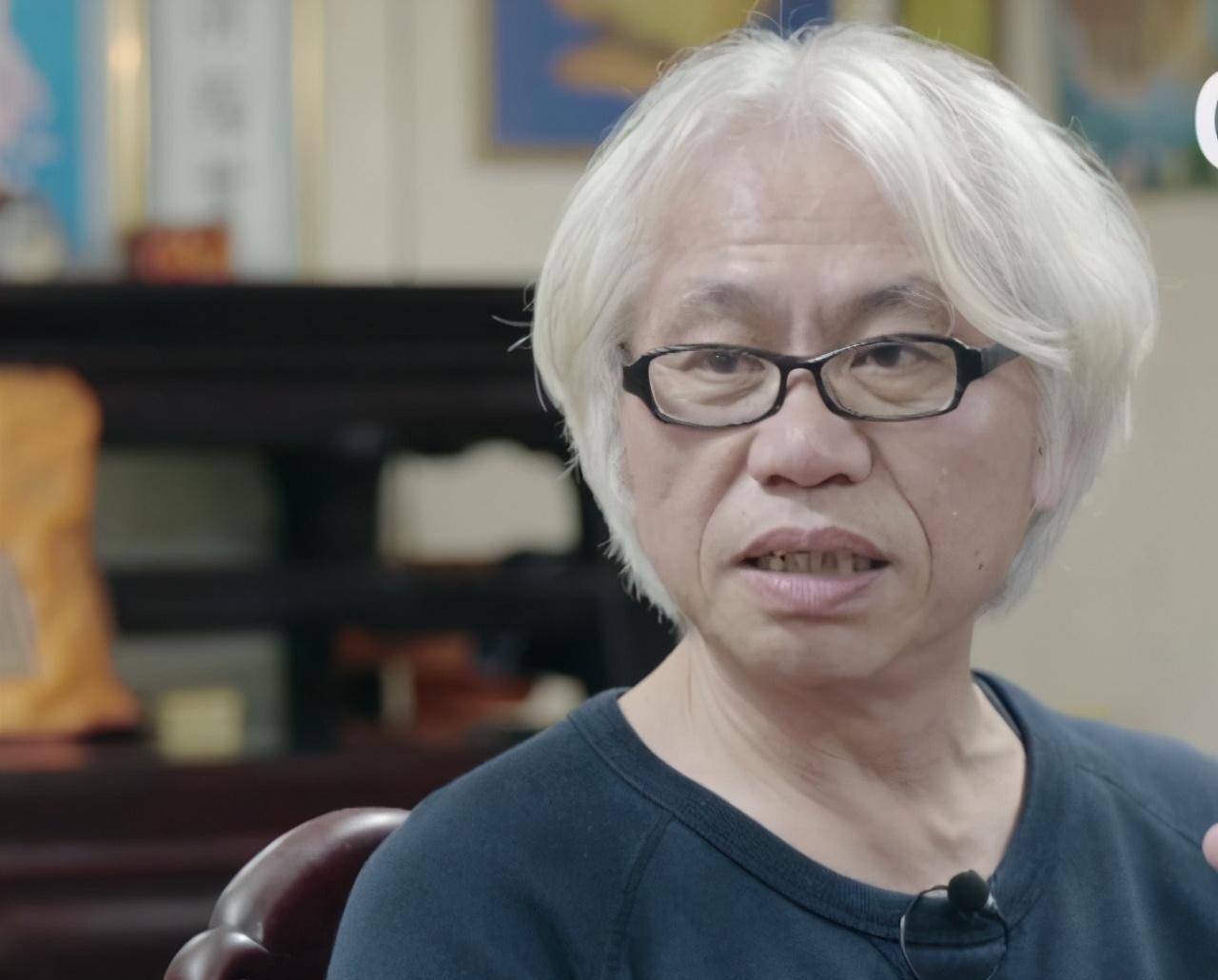音乐人李坤城,与小40岁妻子近照,他们仍然过着幸福深情的生活_林靖恩_