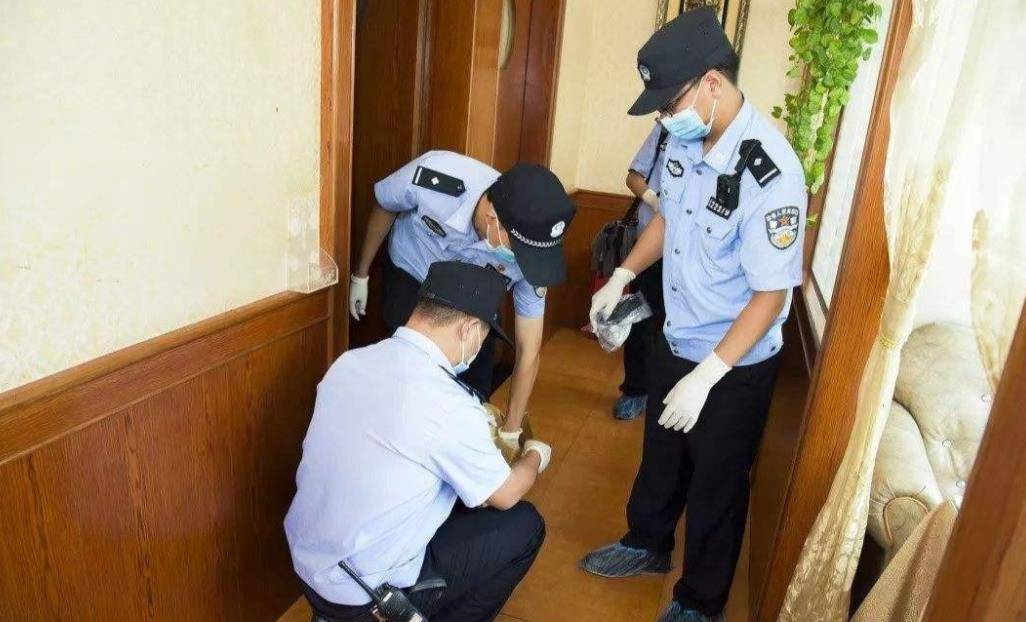 00年湖北女子触电身亡,丈夫马上叫来殡葬车,尸检发现死亡12小时_死者