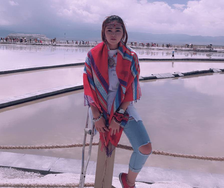 独腿女孩罗雨:做电焊工走红网络,被300名男子表白,全都被她回绝_生活