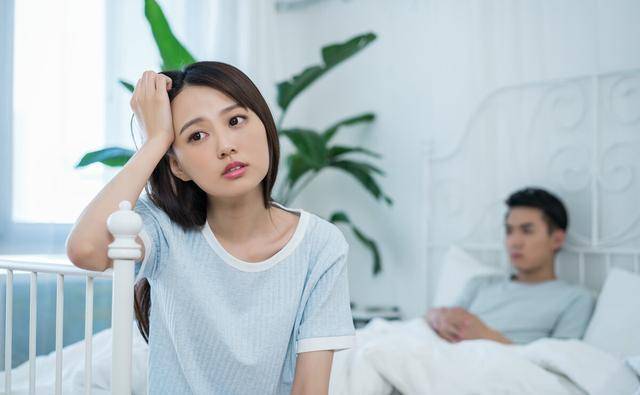 女人一旦有了離婚的想法,都會有這三種異常舉動_婚姻_男人_冷漠