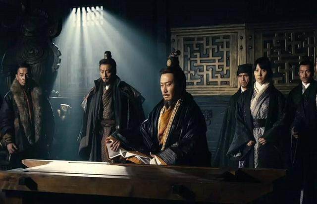 阴谋家陈平:奇谋百出的毒士,一生贡献不亚于汉初三杰_刘邦_项羽_韩信