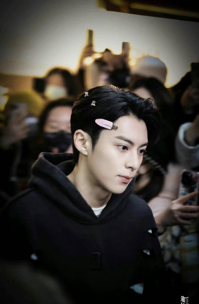 17剧:杨超越 沈月 王鹤棣 赵露思 张凌赫 成毅 吴磊 赵丽颖 谭松韵