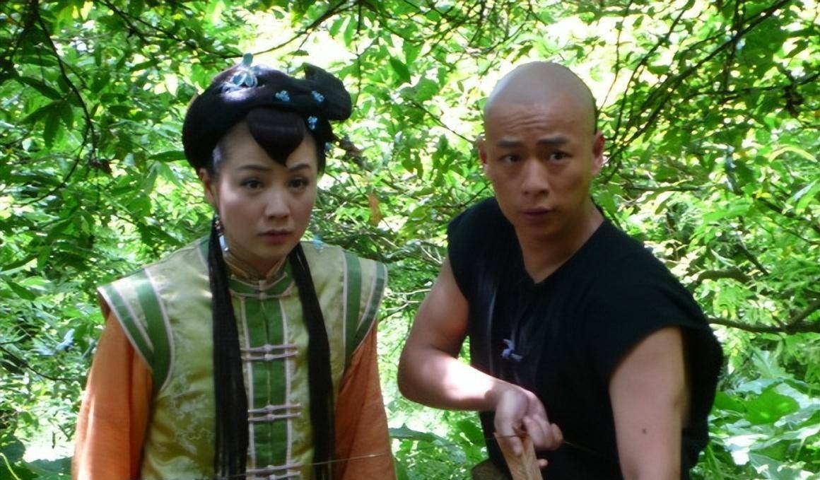 《外来媳妇本地郎》阿奇,离婚后离开剧组,远赴香港成就亿万身家