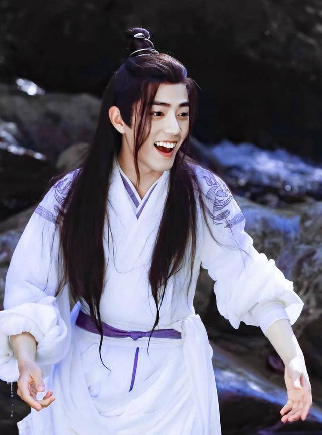 《陈情令之忘羡》番外2:魏婴说错话,被蓝湛责罚_小辈_家规_姑娘