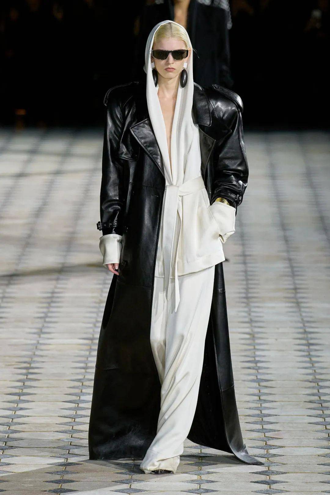 saint laurent 2023春夏系列10排版是门技术活折中主义fendifendi女装