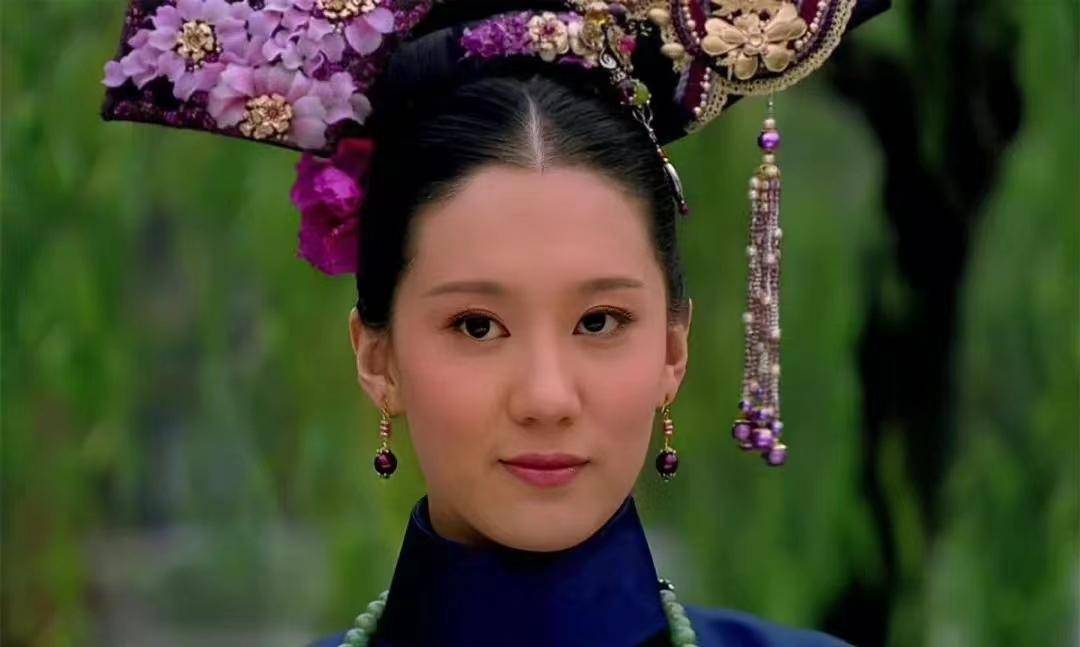 《甄嬛传》:孟静娴的3个"小心机",浣碧根本斗不过_允礼_皇帝_身份
