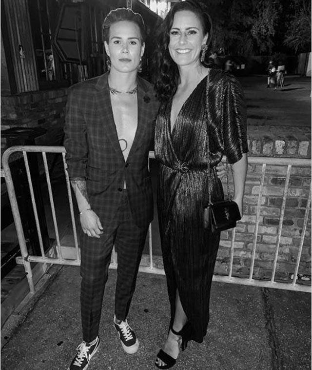 守门员和后卫的爱情!