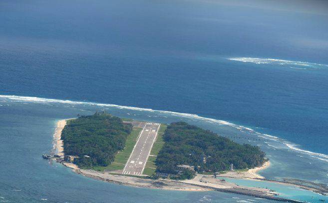 太平島毀林建設的機場三沙設市後,除了駐軍大量人口開始湧入永興島