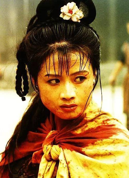 她是《水浒传》有功夫的女演员,演过不少女主角,如