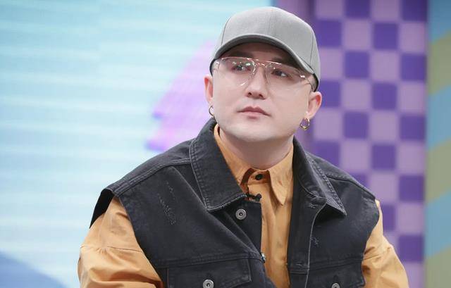 为啥没去说唱巅峰对决?那吾被指吐槽节目后辟谣!_快嘴_风格_其他