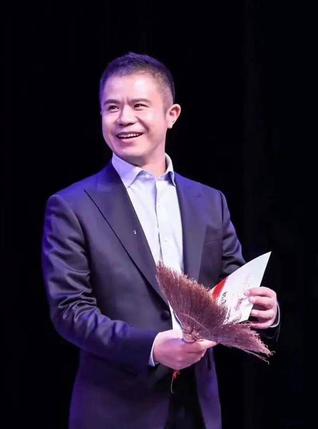 《導演請指教》中,李成儒不承認《新小城之春》是畢志飛的作品_李誠儒