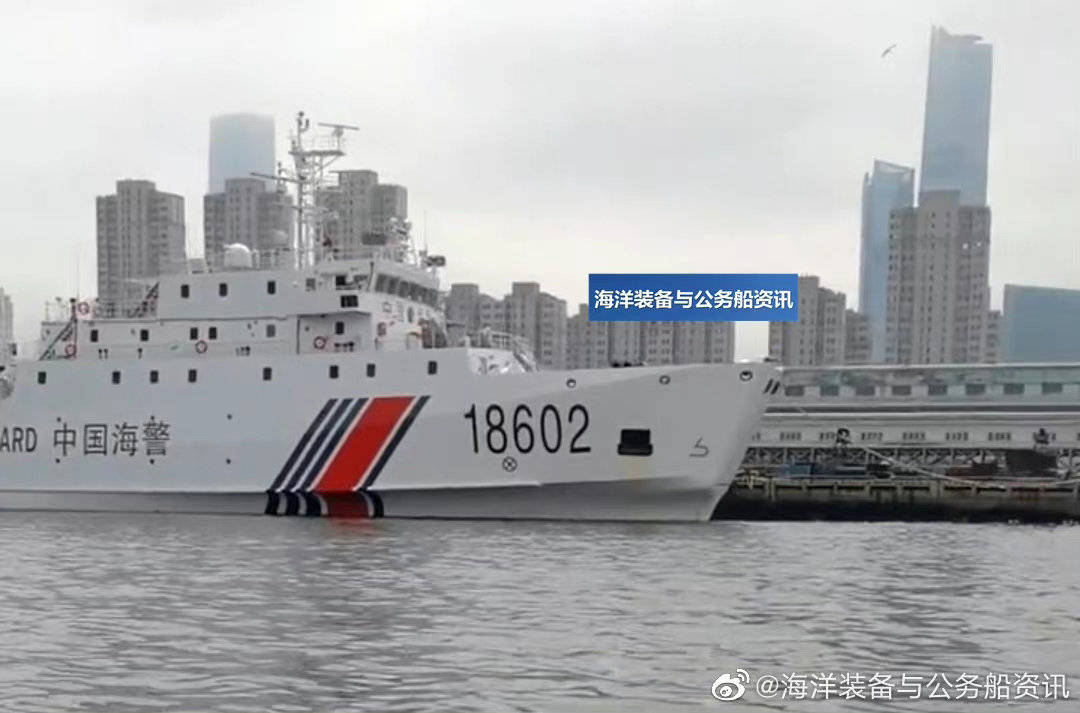 在去年就和其他的海军战舰一样,转给了海警,一开始的舷号可能是海警
