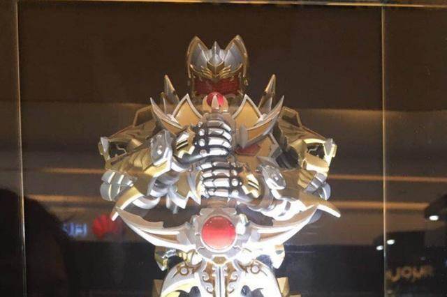 铠甲勇士十周年主题展情报:猎铠为阿瑞斯铠甲雅塔莱斯进化公开_玩具