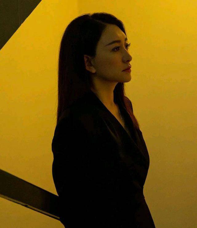 《三体》剧中申玉菲可能面临种种无奈,与汪淼的恋情面临无奈_剧情