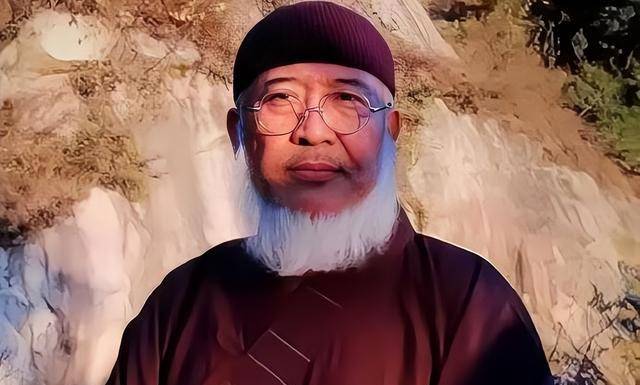国画大师杨彦:花4000万娶非洲女神,7年后却遁入空门,为何_婚礼