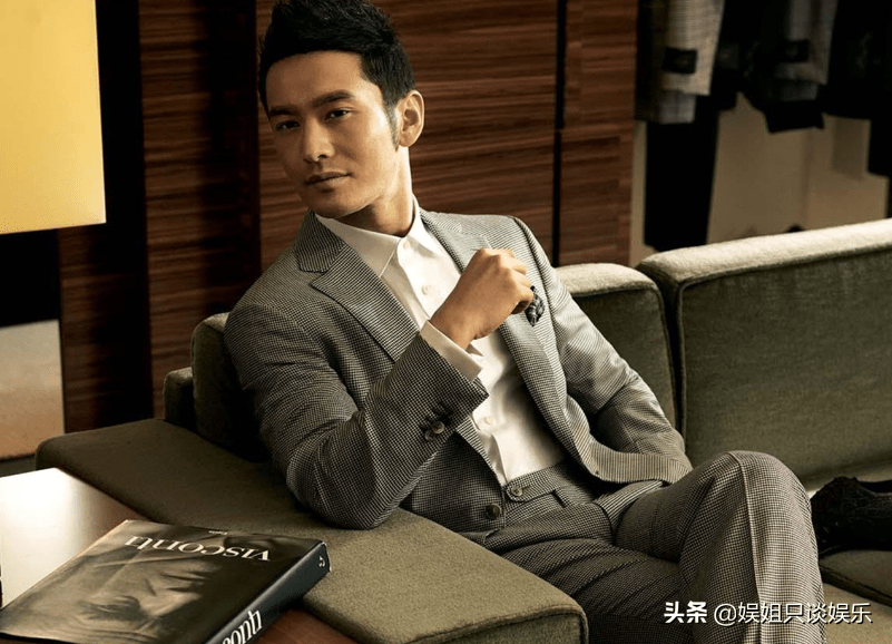 霸道总裁黄晓明摇身一变成为"超级冤大头",baby的恋爱史_男友_陈伟霆