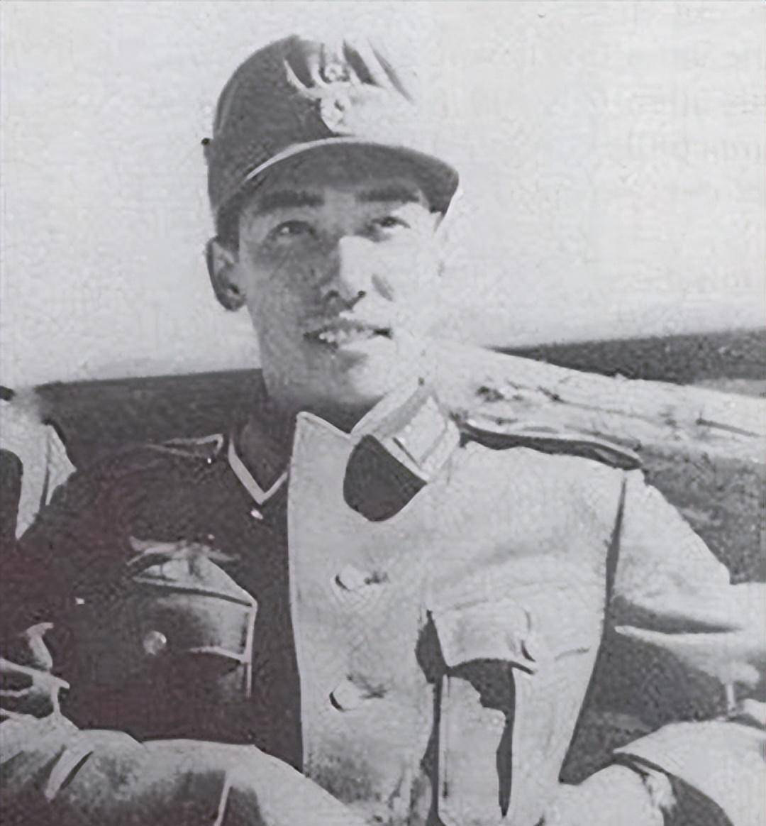 1997年蒋纬国生命垂危,嘱咐小20岁的混血妻子:定将我与原配合葬