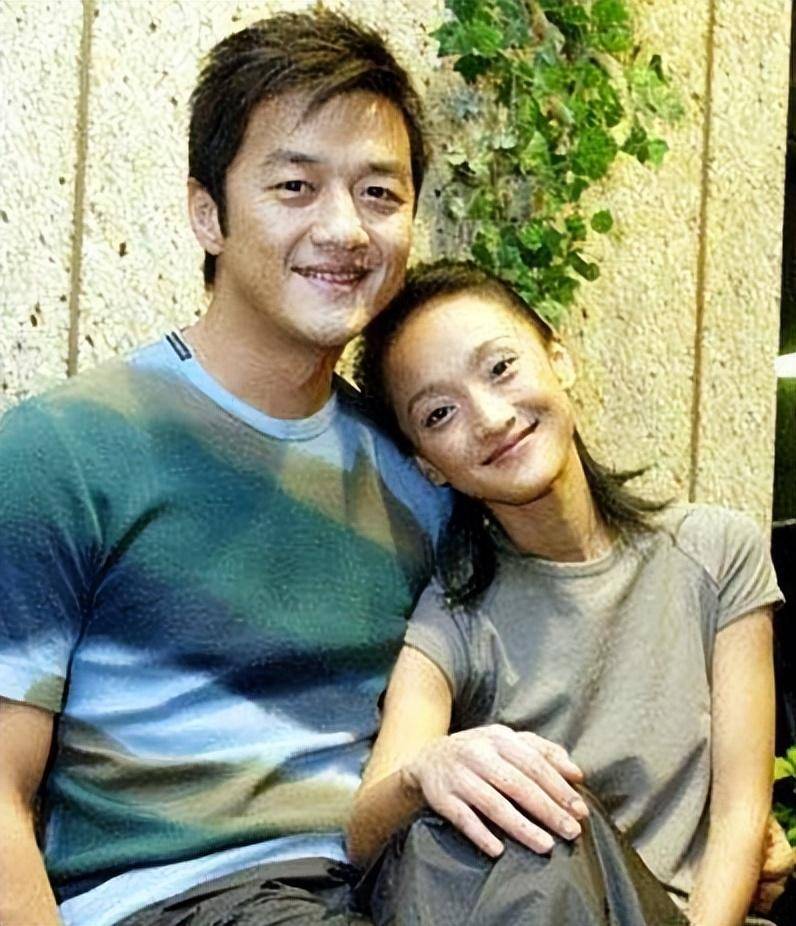 不谈恋爱的周迅,意味着什么?_李少红_爱情_年纪