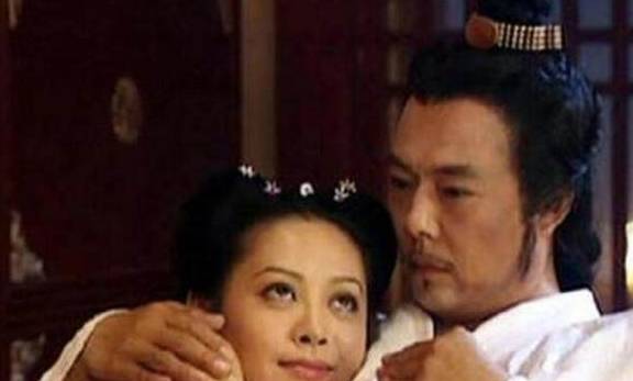 千古一帝秦始皇,幼年时宫闱混乱,不记名的爸爸就有好几个_吕不韦_赵姬