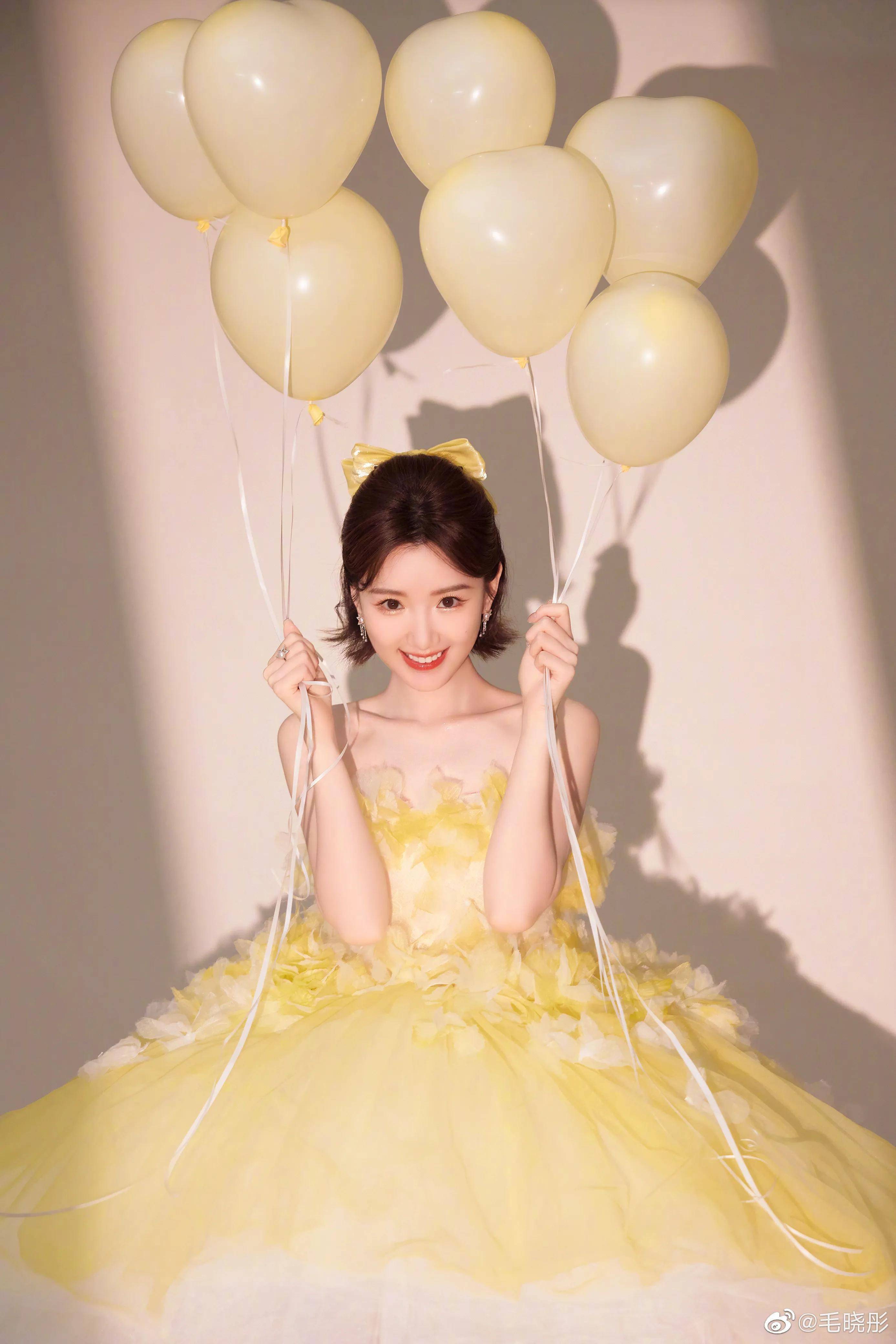 毛晓彤"捉奸在床",撞破陈翔光着膀子与江铠同孤男寡女同处一室,就算在