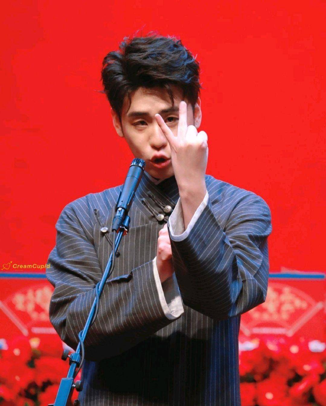 张云雷先生天津演出之为什么演《对春联》?_传统_杨九郎_师父