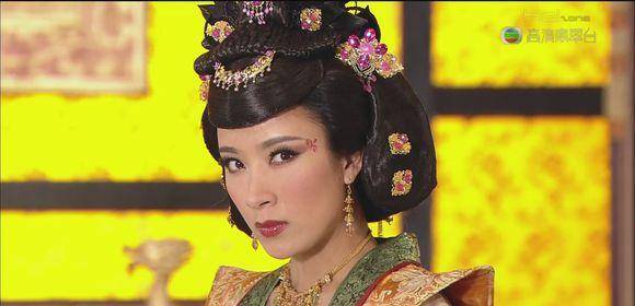 《新楚留香传奇》石观音一个武功极高,聪明,冷漠的天下第一美女,见到