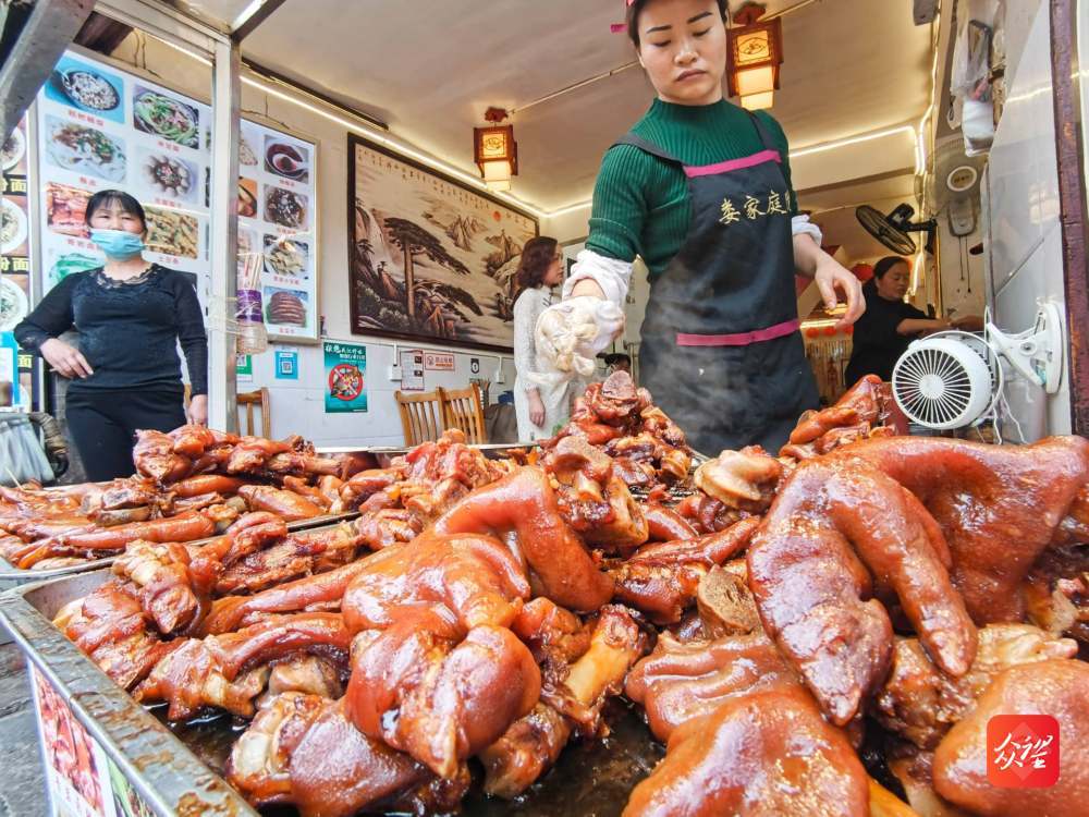 青岩猪脚:一只贵阳女孩都爱的大猪蹄子_姨妈_古镇_时候