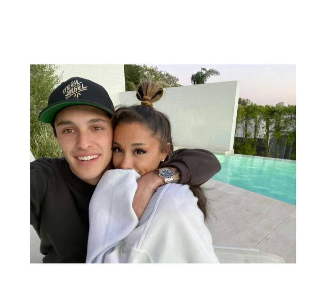 a妹代理人宣布 a妹和dalton gomez已于上周末结婚_祝福_消息_婚礼